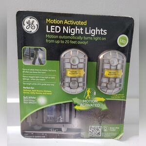 GE Motion Activated LED Night Lights 2pk Set SOFT WHITE Wall Plug In 11397